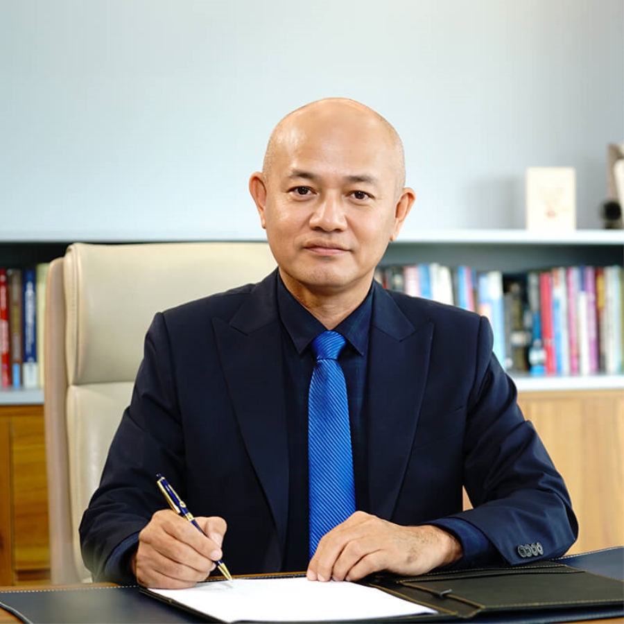 ÔNG LÊ VIỆT TÙNG